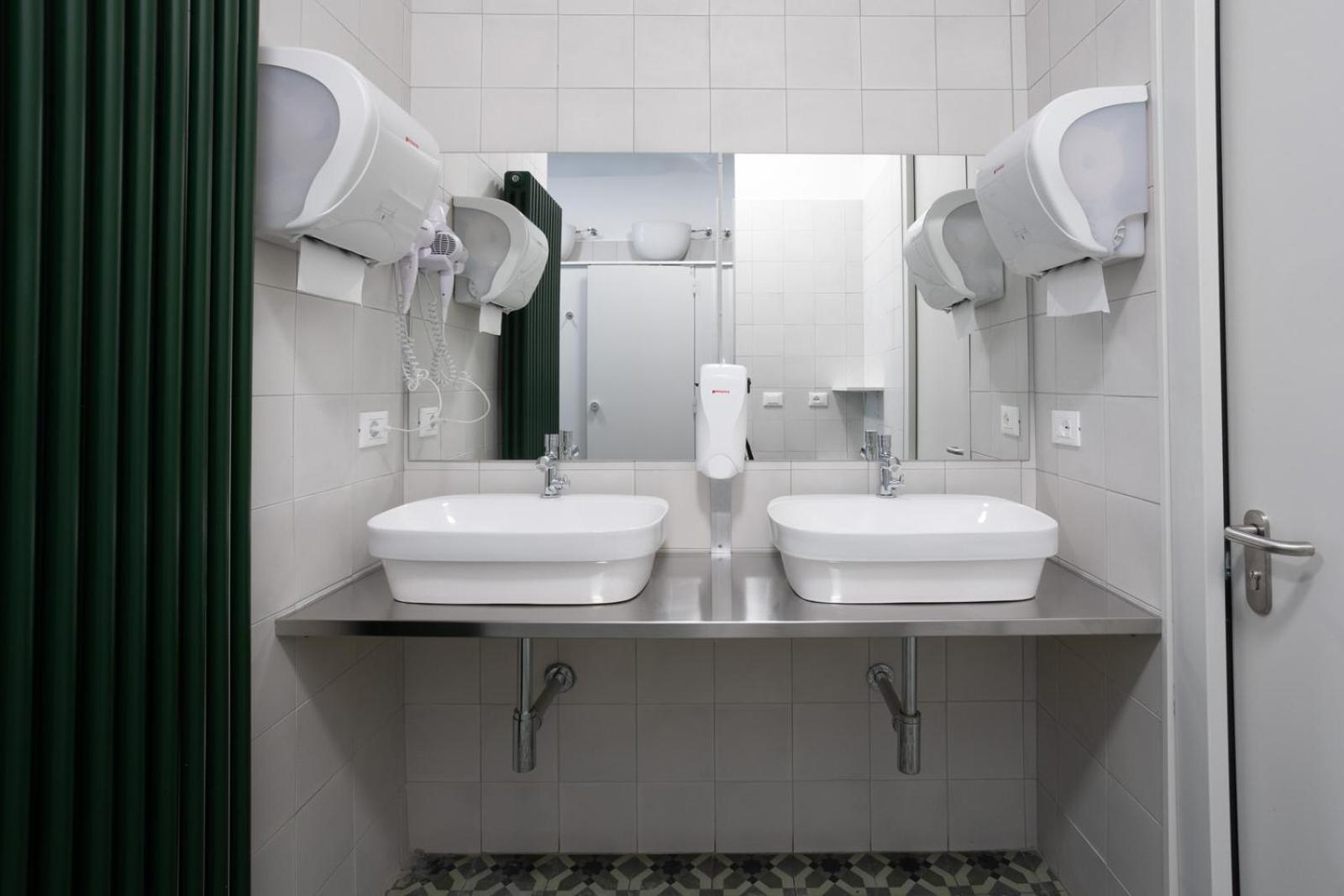 Casali Hostel *